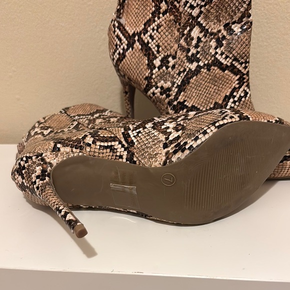 Fashion Nova Brown and Black Ankle Booties with Stiletto Heel - Picture 2 of 3